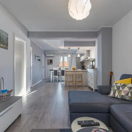 Апартаменты Miro *