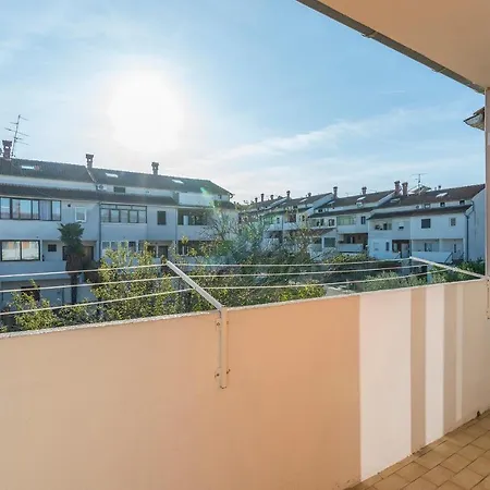 Miro Apartment Porec