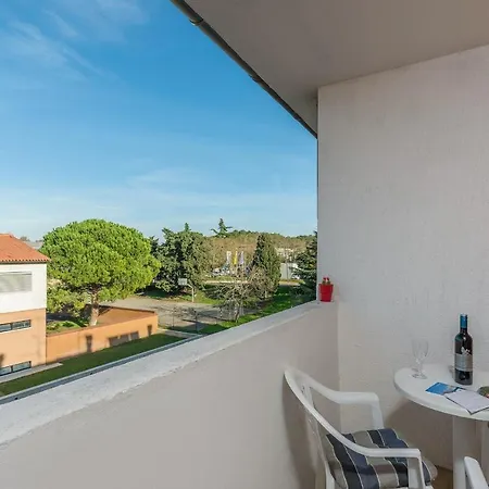 Miro Apartment
